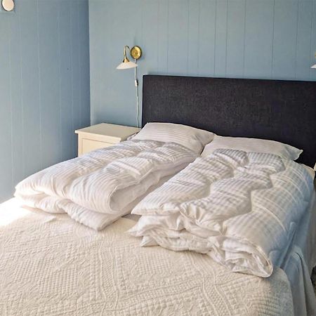 Awesome Home In Kristiansund With House Sea View Extérieur photo
