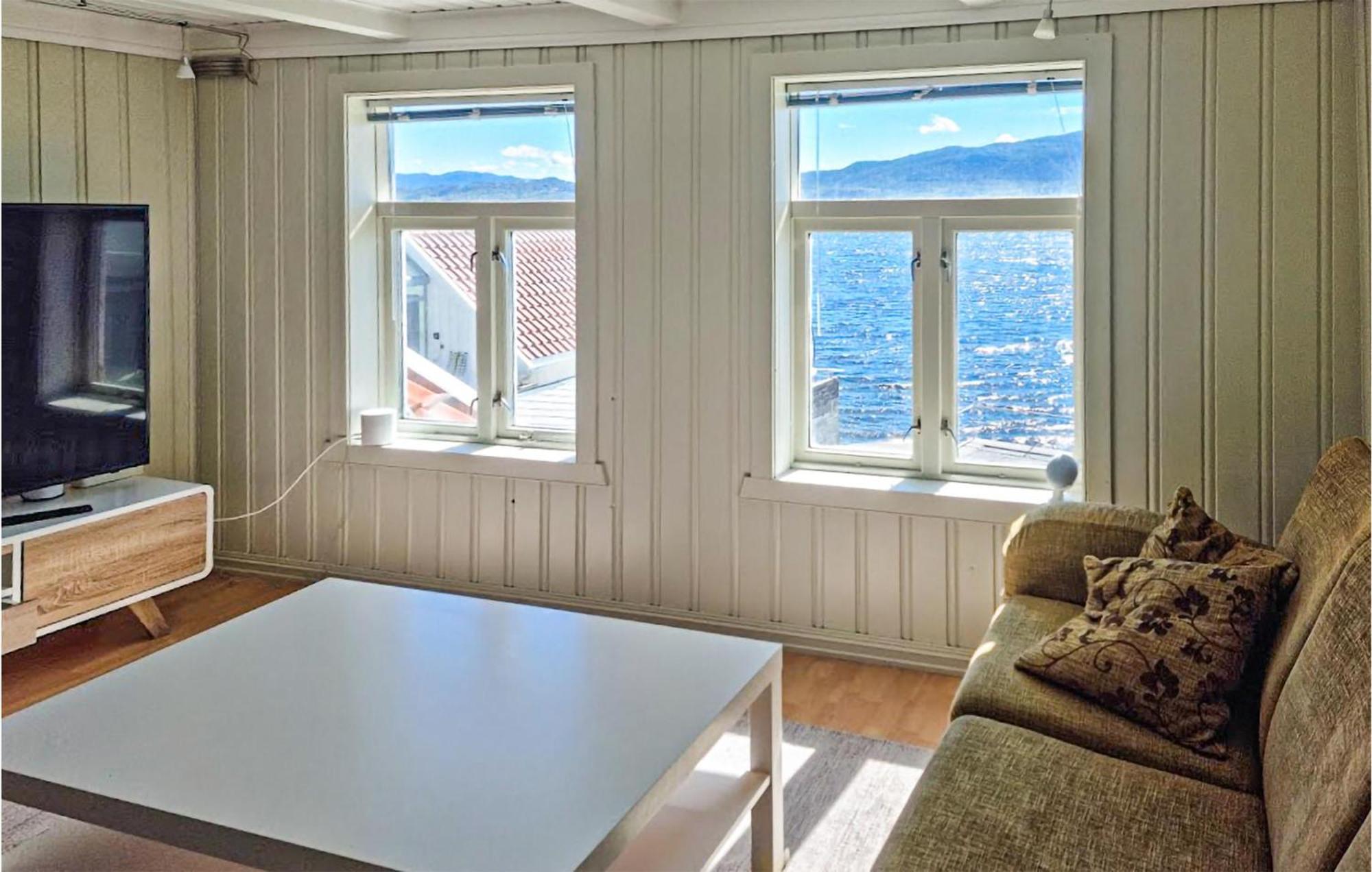Awesome Home In Kristiansund With House Sea View Extérieur photo