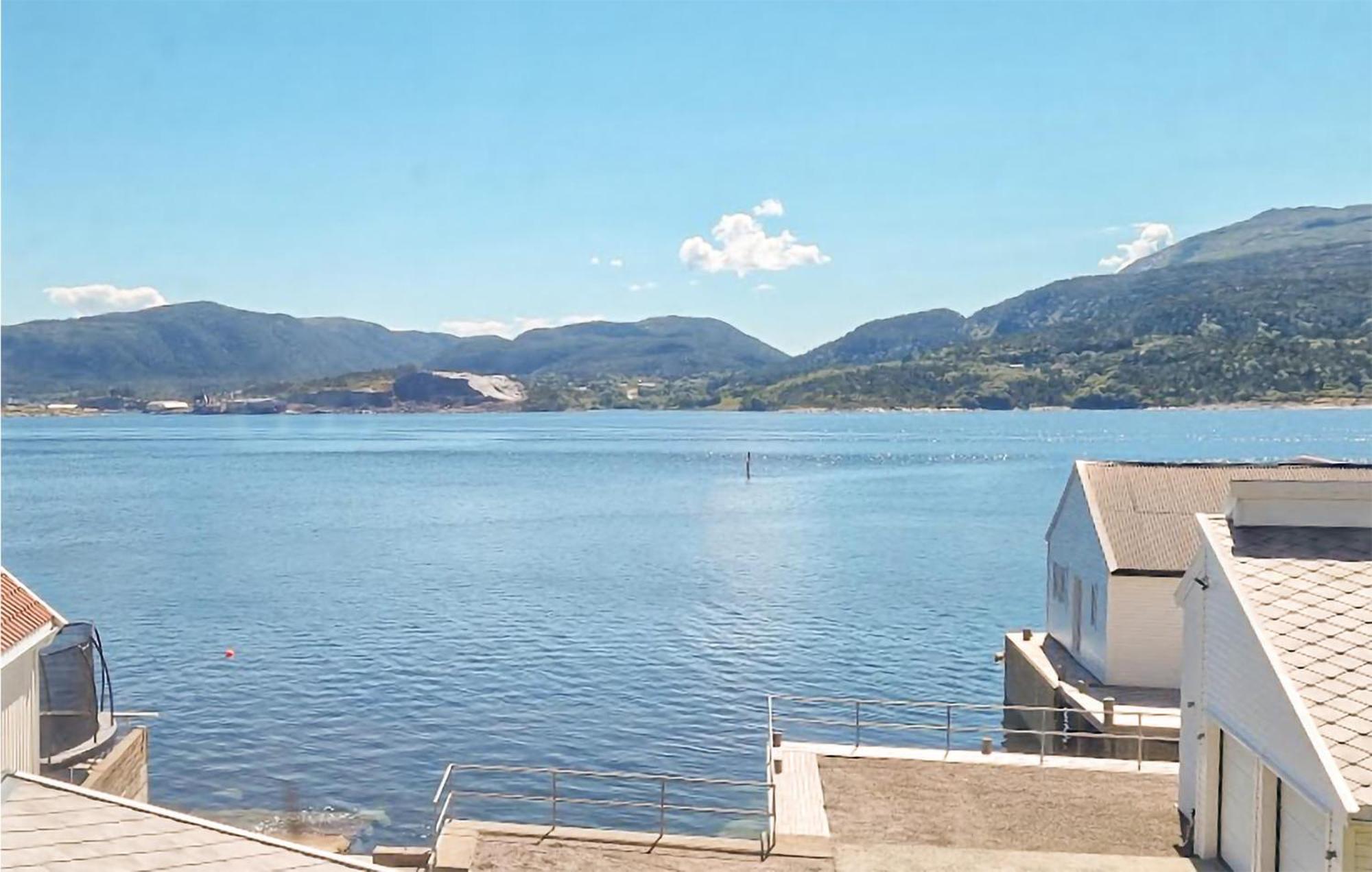 Awesome Home In Kristiansund With House Sea View Extérieur photo