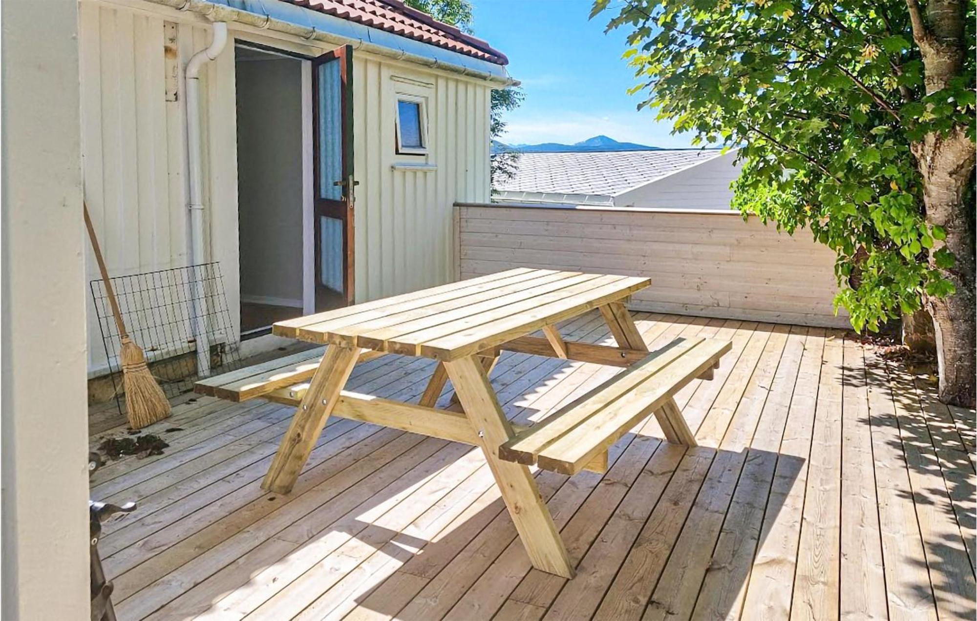 Awesome Home In Kristiansund With House Sea View Extérieur photo
