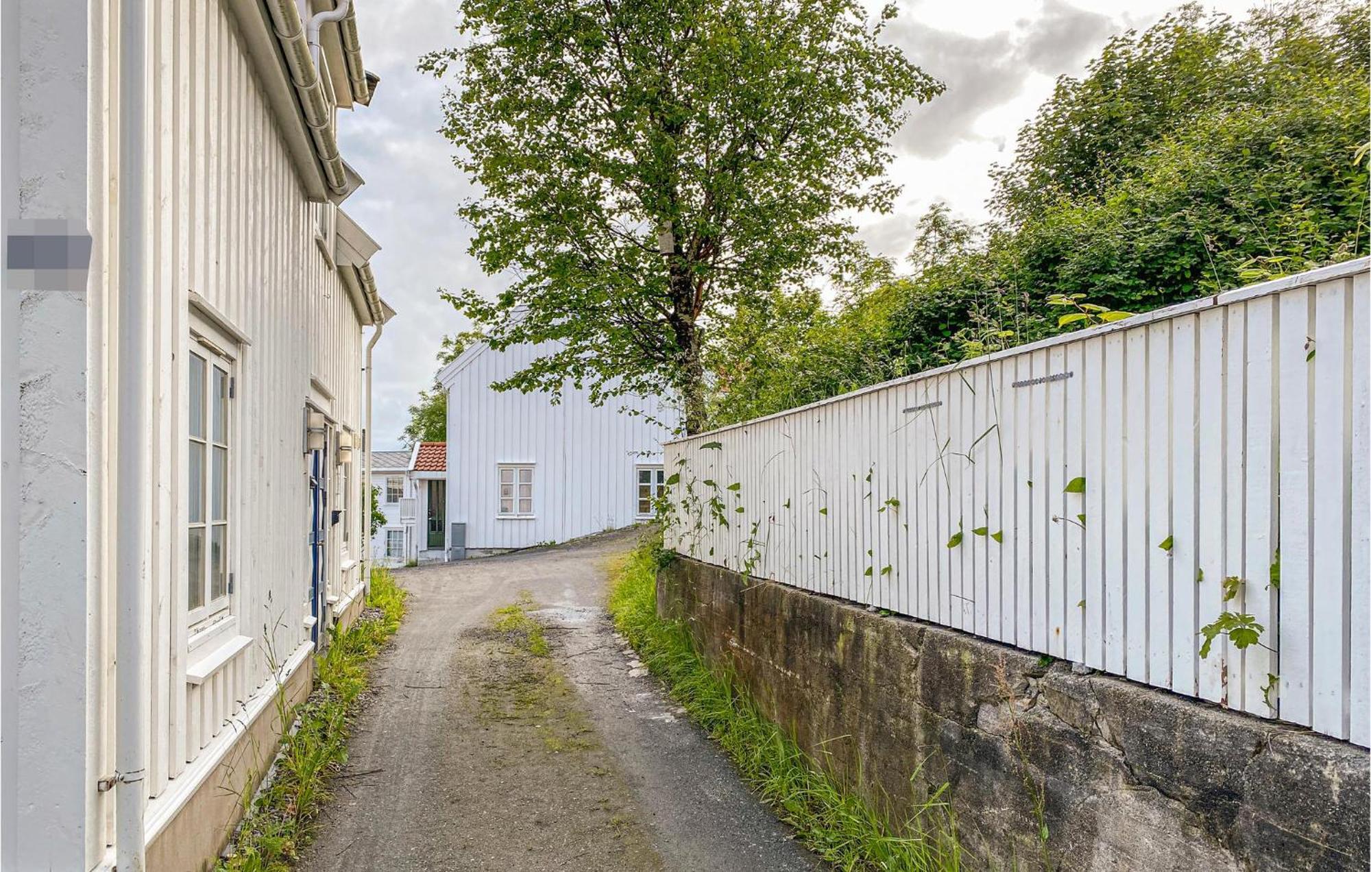 Awesome Home In Kristiansund With House Sea View Extérieur photo
